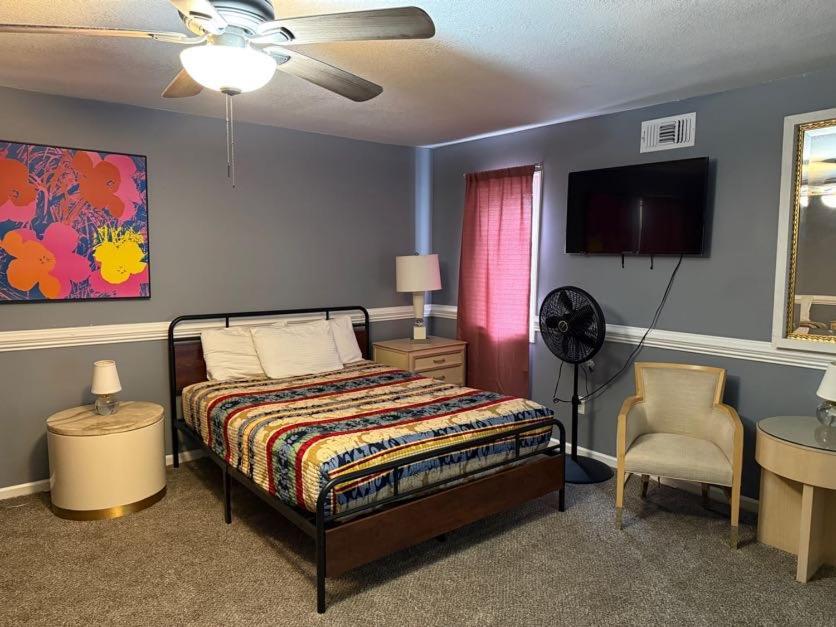 Holiday home Stylish Remodeled 23 Large Beds Near Elvis Presley Memphis