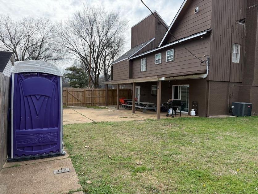 Holiday home Stylish Remodeled 23 Large Beds Near Elvis Presley *