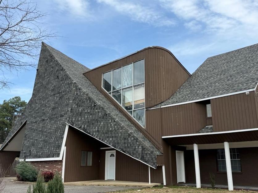 Stylish Remodeled 23 Large Beds Near Elvis Presley * Memphis
